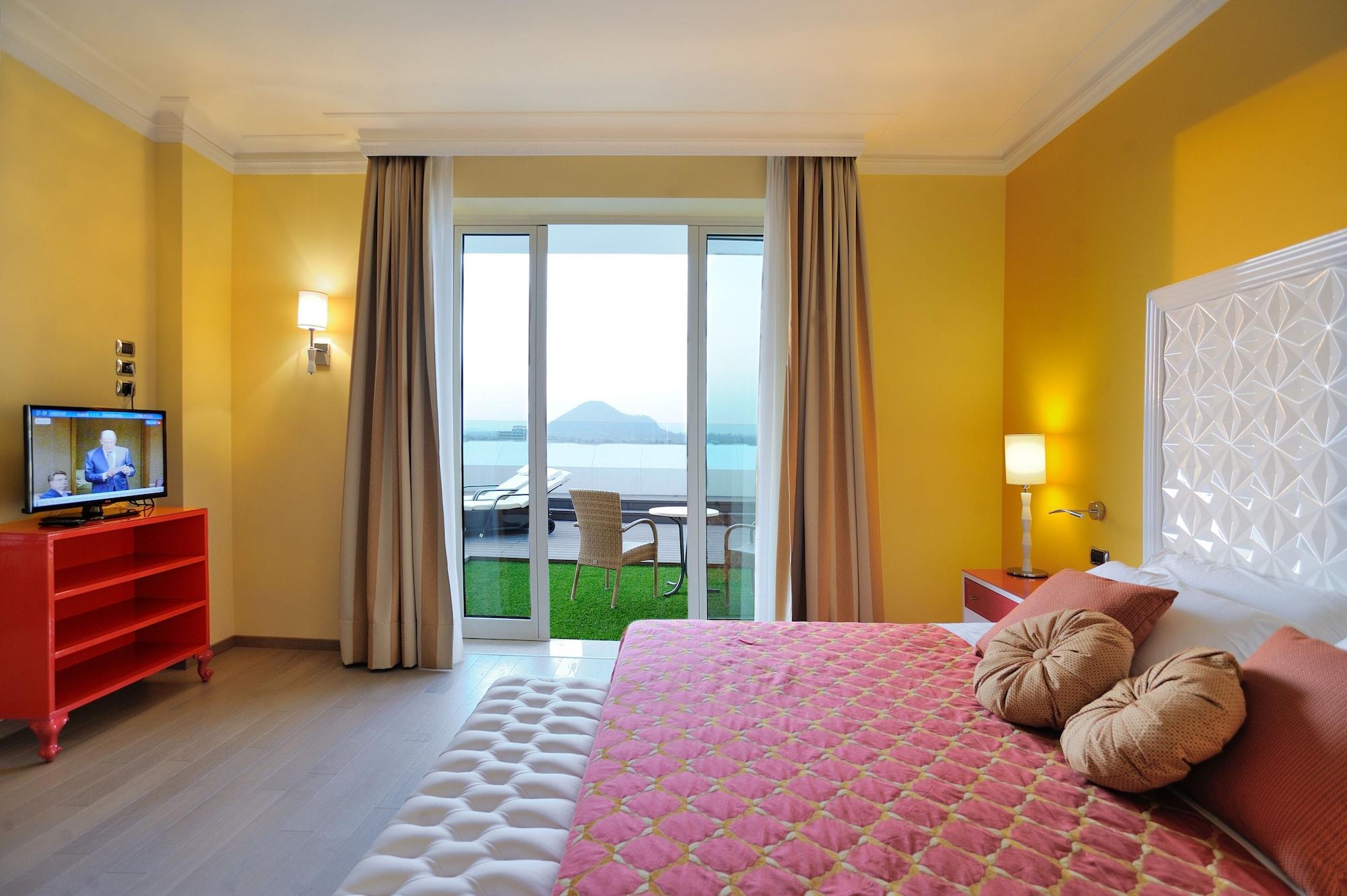 Hotel Terme All'Alba Abano Terme Exterior photo